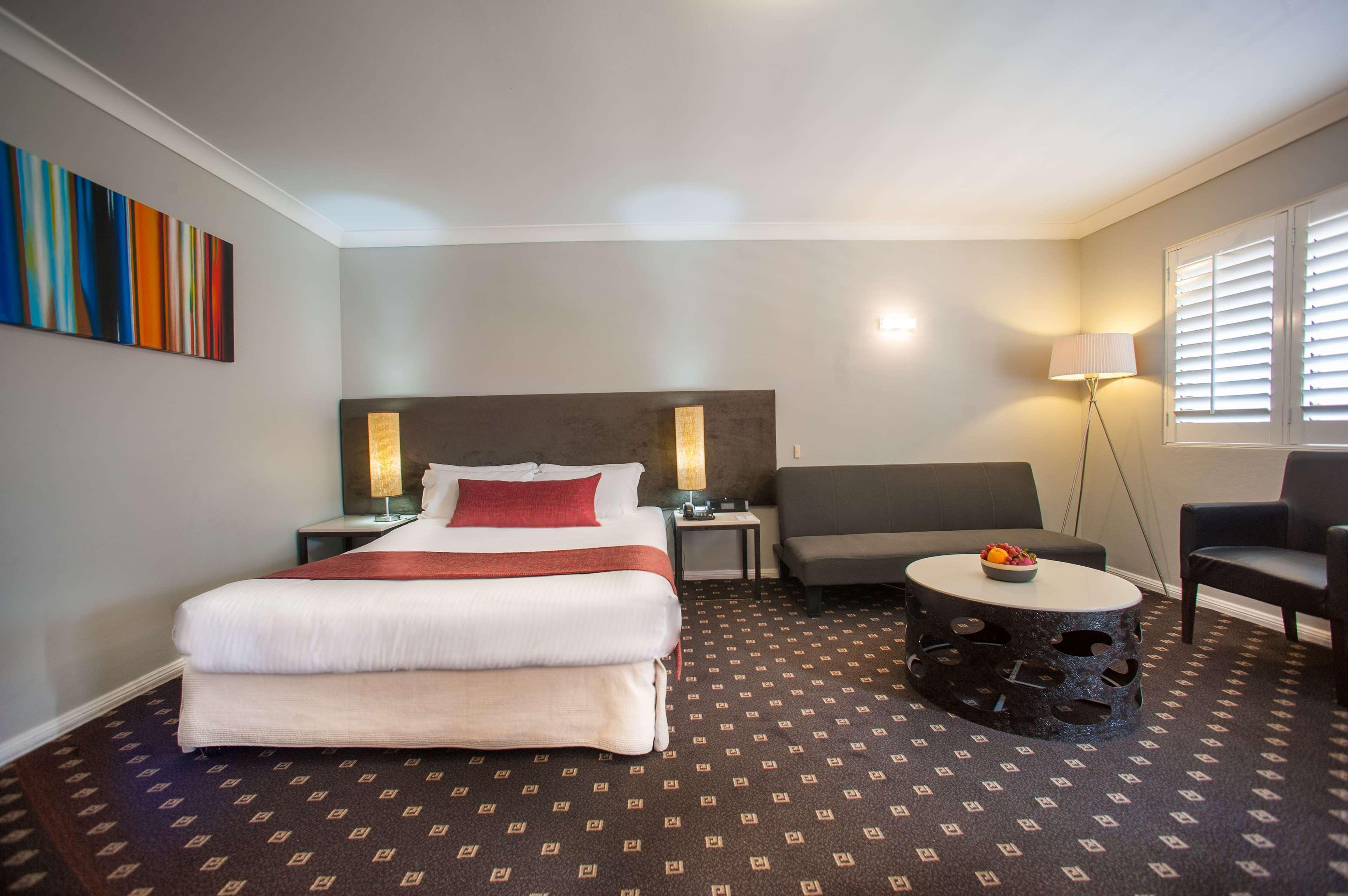 Ramada Hotel & Suites By Wyndham Cabramatta Kültér fotó