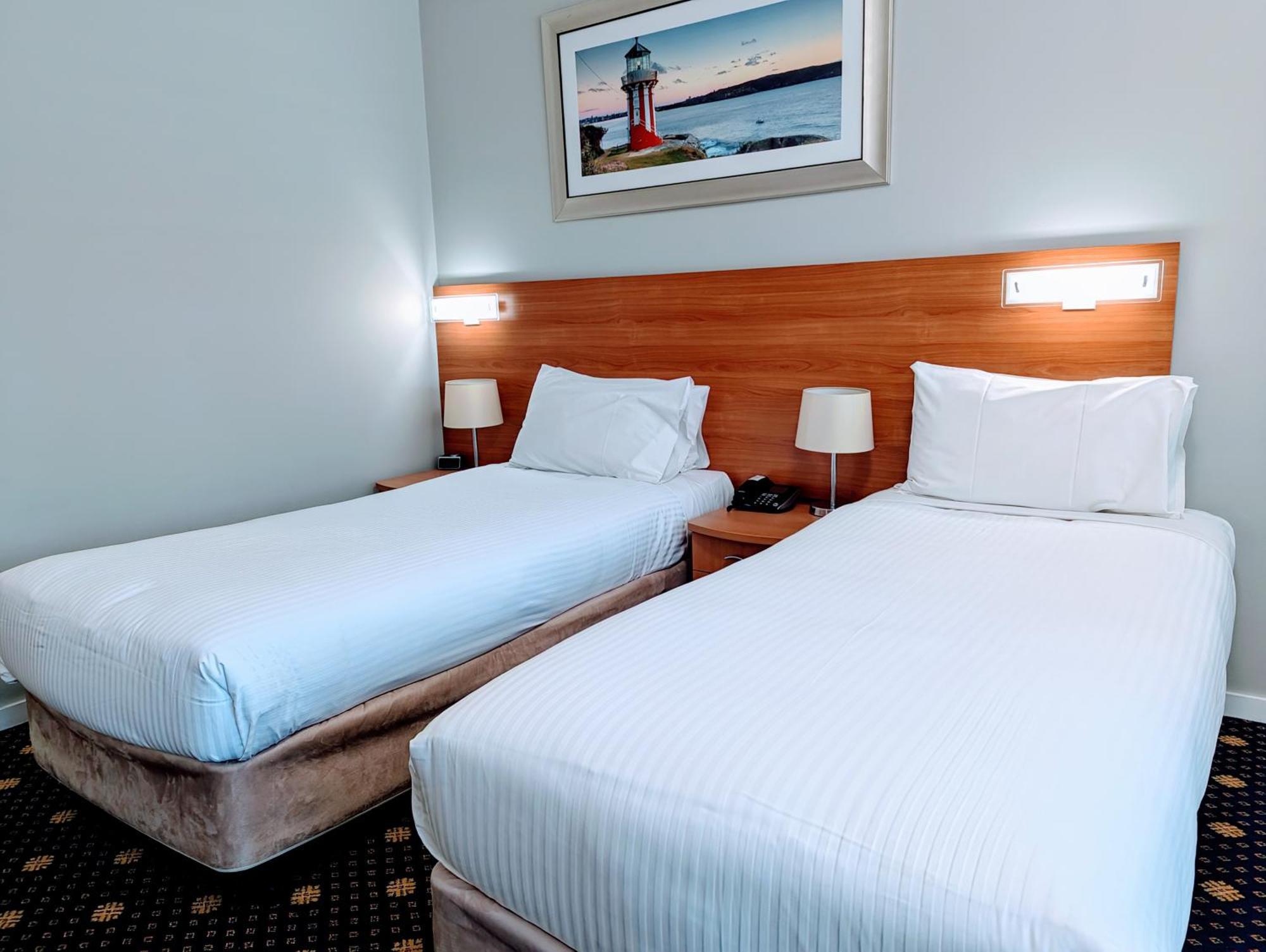 Ramada Hotel & Suites By Wyndham Cabramatta Kültér fotó